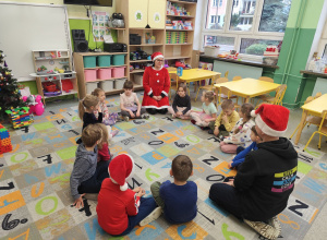 Świąteczne zajęcia z Baby English